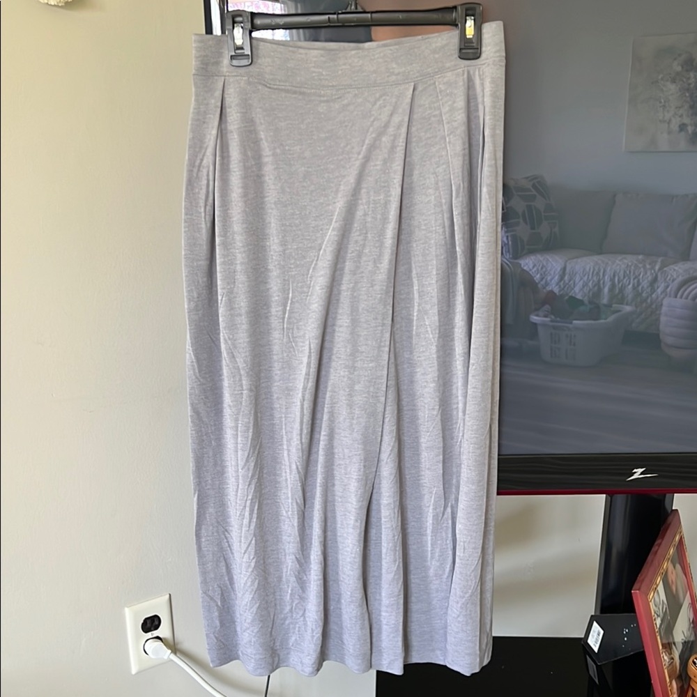 Elegant Gray Women's Skirt